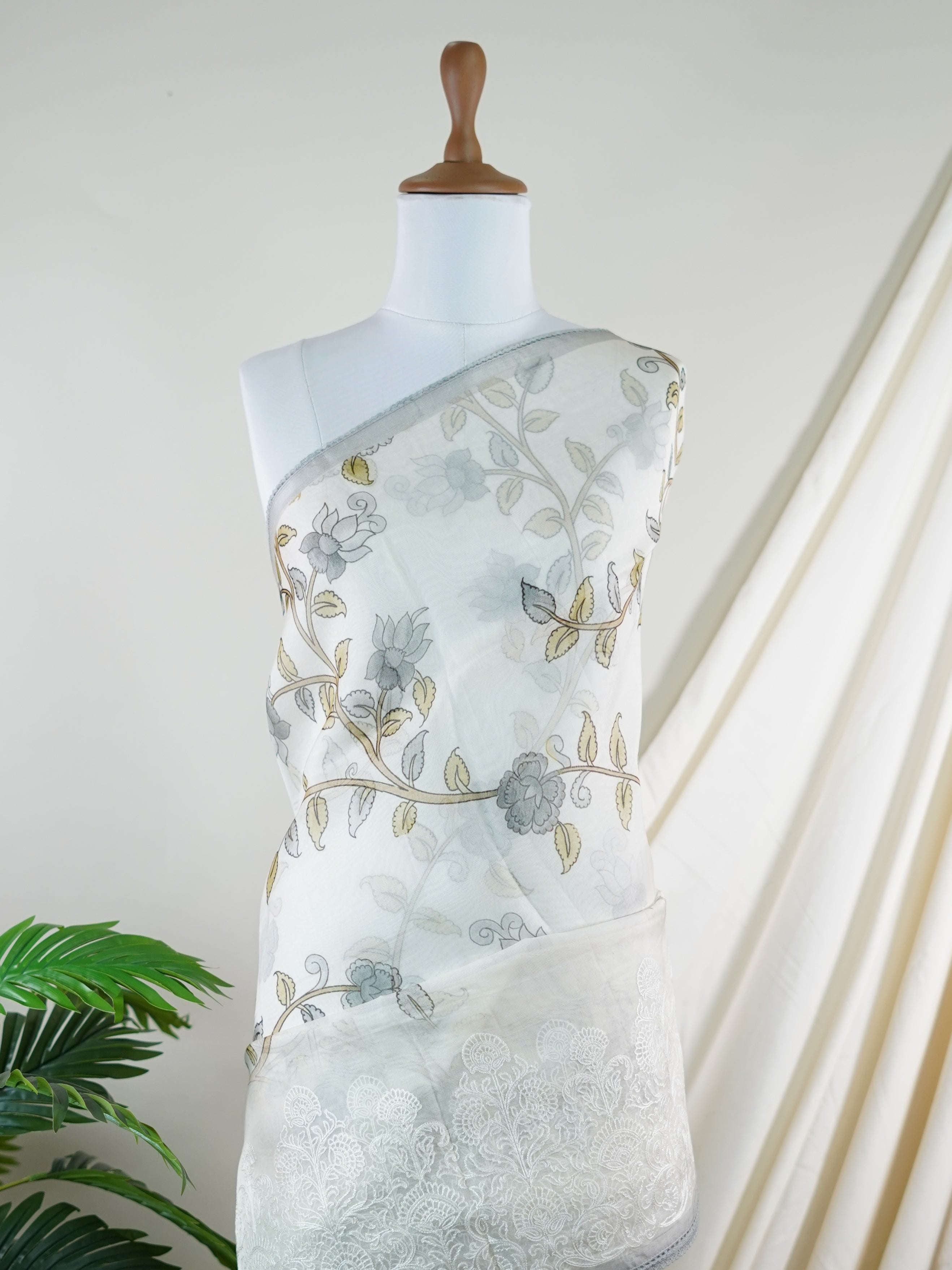 Tussar  Organza - Manoranjitham Weaves - Handloom Store