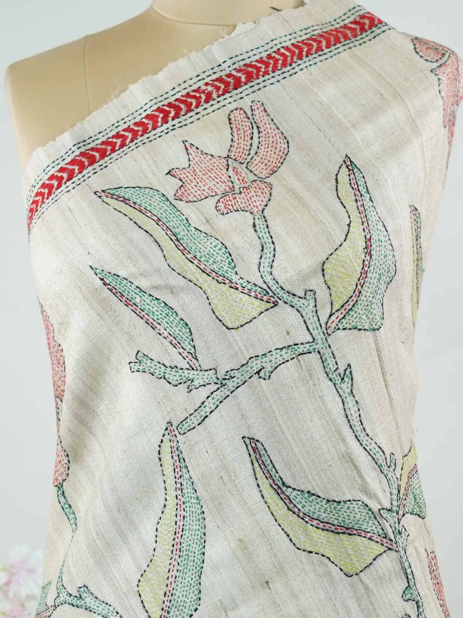 Tussar A  Tussar saree in an elegant cream tone, showcasing a natural texture and subtle sheen.br
Finished with delicate Katha embroidery, it blends earthy charm with understated sophistication. Vadana - Cream Tussar Silk Saree | Katha Embroidery - Manoranjitham Weaves - Handloom Store