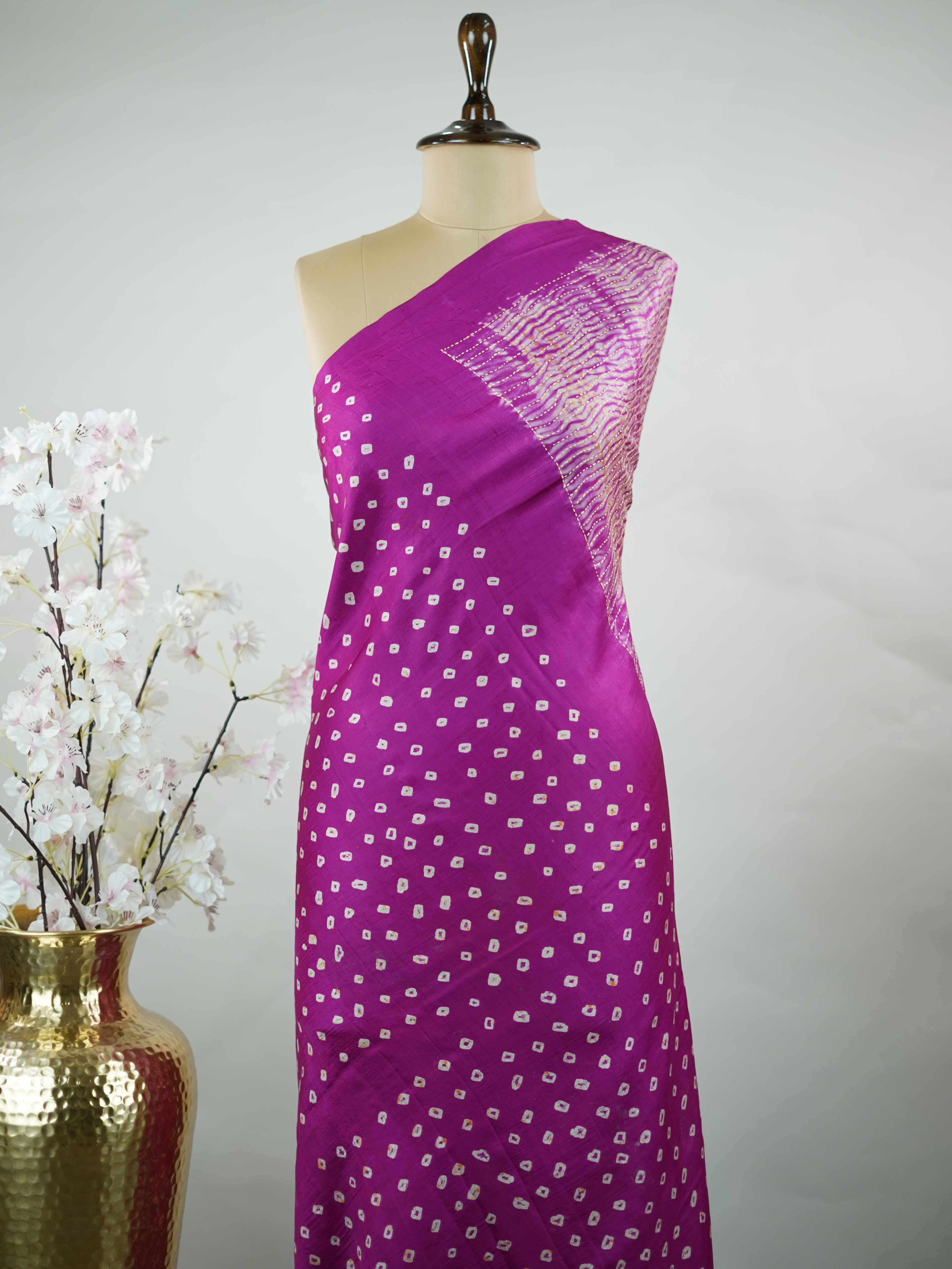 Tussar A vibrant pink soft silk saree accented with fresh green tones, blending tradition with a lively charm.br
Enhanced with delicate Kantha stitching and contemporary digital prints, it offers a unique fusion of craft and modern design. Nayana - Tussar Silk Saree | Kantha Embroidery - Manoranjitham Weaves - Handloom Store