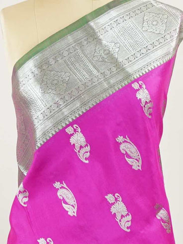 Venkatagiri Silk Woven in the heart of Andhra Pradesh, this Venkatagiri handloom saree is a symbol of regal elegance and heritage. Known for its soft texture and intricate craftsmanship, it drapes gracefully for weddings, pujas, and festive moments. Each thread carries tradition, making it a cherished piece of South Indian artistry. Lightweight yet luxurious — a true sree in every sense. Mridula - Venkatagiri Pure Silk Saree - Manoranjitham Weaves - Handloom Store