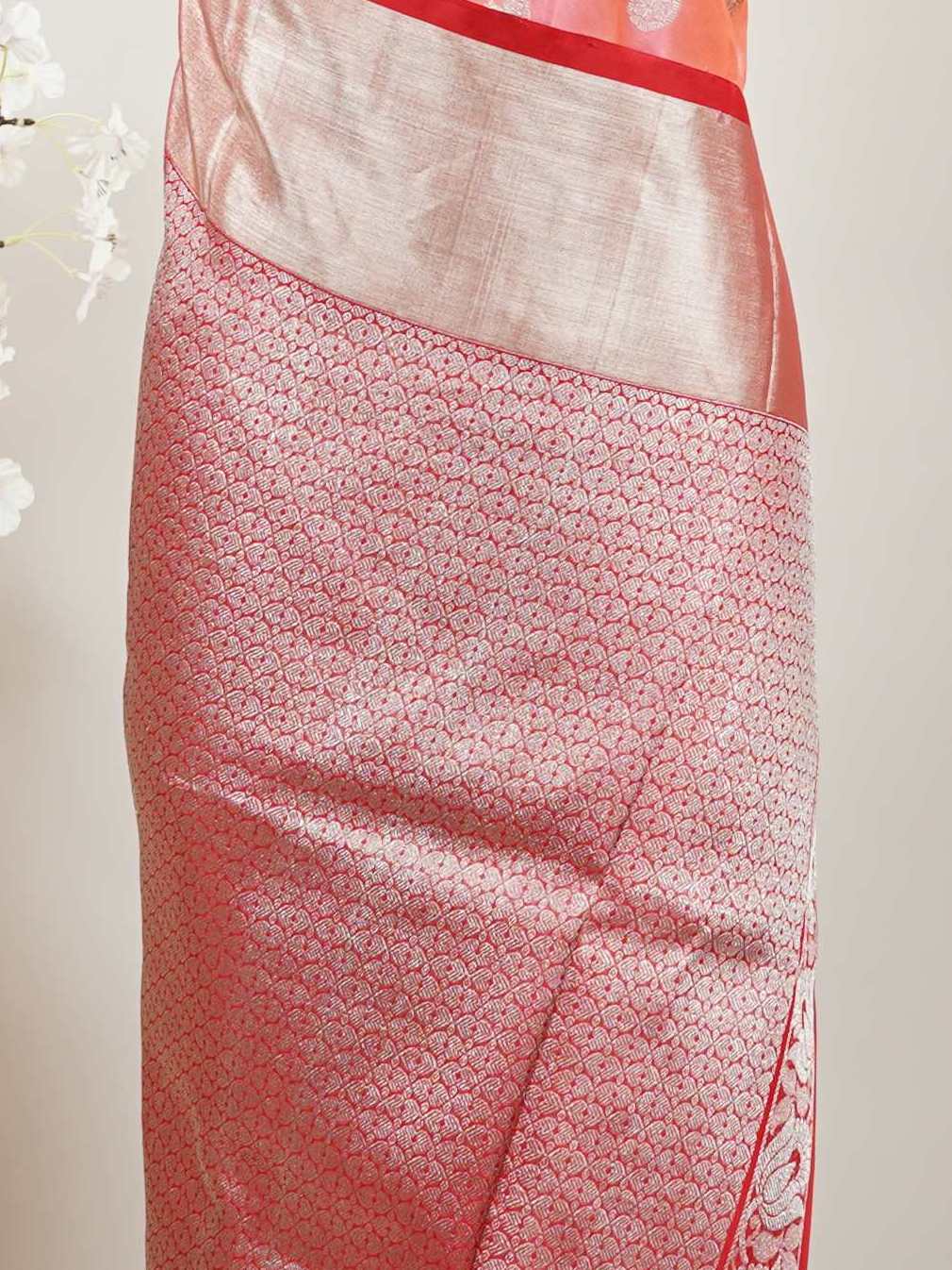 Venkatagiri Silk Woven in the heart of Andhra Pradesh, this Venkatagiri handloom saree is a symbol of regal elegance and heritage. Known for its soft texture and intricate craftsmanship, it drapes gracefully for weddings, pujas, and festive moments. Each thread carries tradition, making it a cherished piece of South Indian artistry. Lightweight yet luxurious — a true sree in every sense. Ojasya - Venkatagiri  saree - Manoranjitham Weaves - Handloom Store
