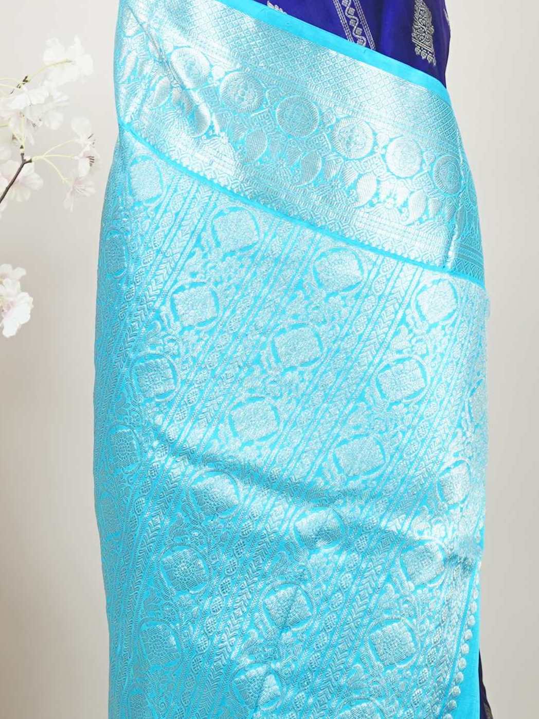 Venkatagiri Silk Woven in the heart of Andhra Pradesh, this Venkatagiri handloom saree is a symbol of regal elegance and heritage. Known for its soft texture and intricate craftsmanship, it drapes gracefully for weddings, pujas, and festive moments. Each thread carries tradition, making it a cherished piece of South Indian artistry. Lightweight yet luxurious — a true sree in every sense. Parinaya - Venkatagiri  saree - Manoranjitham Weaves - Handloom Store