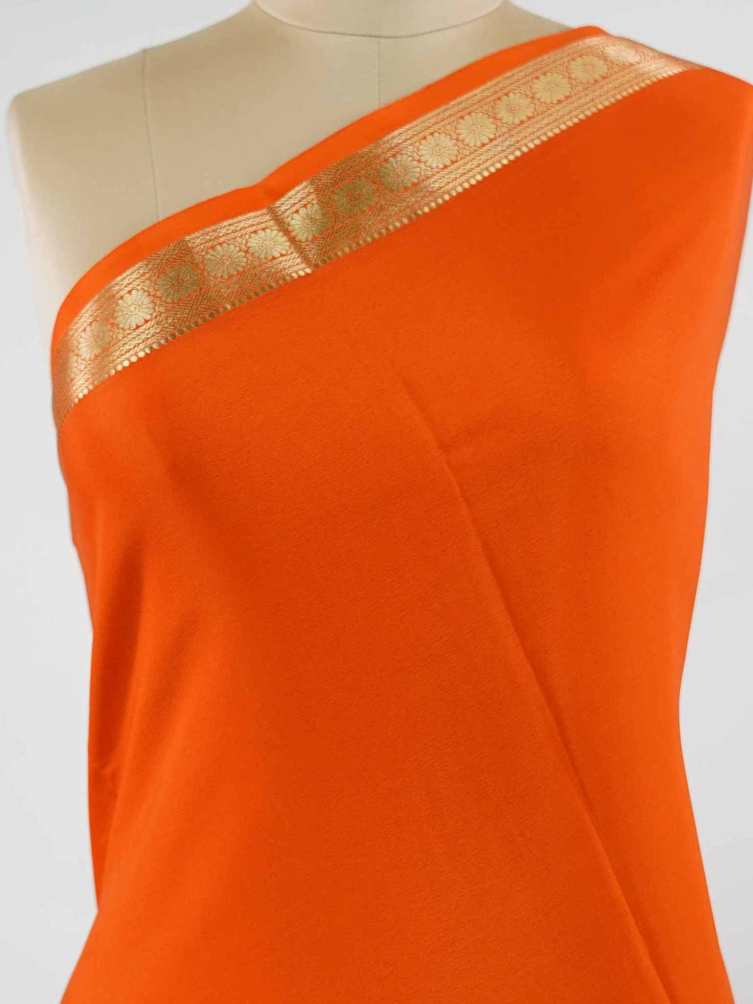 Mysore silk Plain Mysore silk saree accented with delicate small elephant borders.br
A subtle statement of heritage and elegance, woven into timeless simplicity. Medha - Pure Mysore Silk Saree | Elephant Border - Manoranjitham Weaves - Handloom Store
