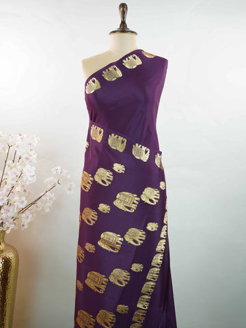 Mysore silk Classic Mysore silk saree woven with traditional craftsmanship. Its elegant texture and fluid drape create a regal look. Simple styling paired with luxurious silk feel. Handloom artistry that reflects timeless beauty. Perfect for festive and cultural occasions. Nilambari - Pure Mysore Silk Saree - Manoranjitham Weaves - Handloom Store