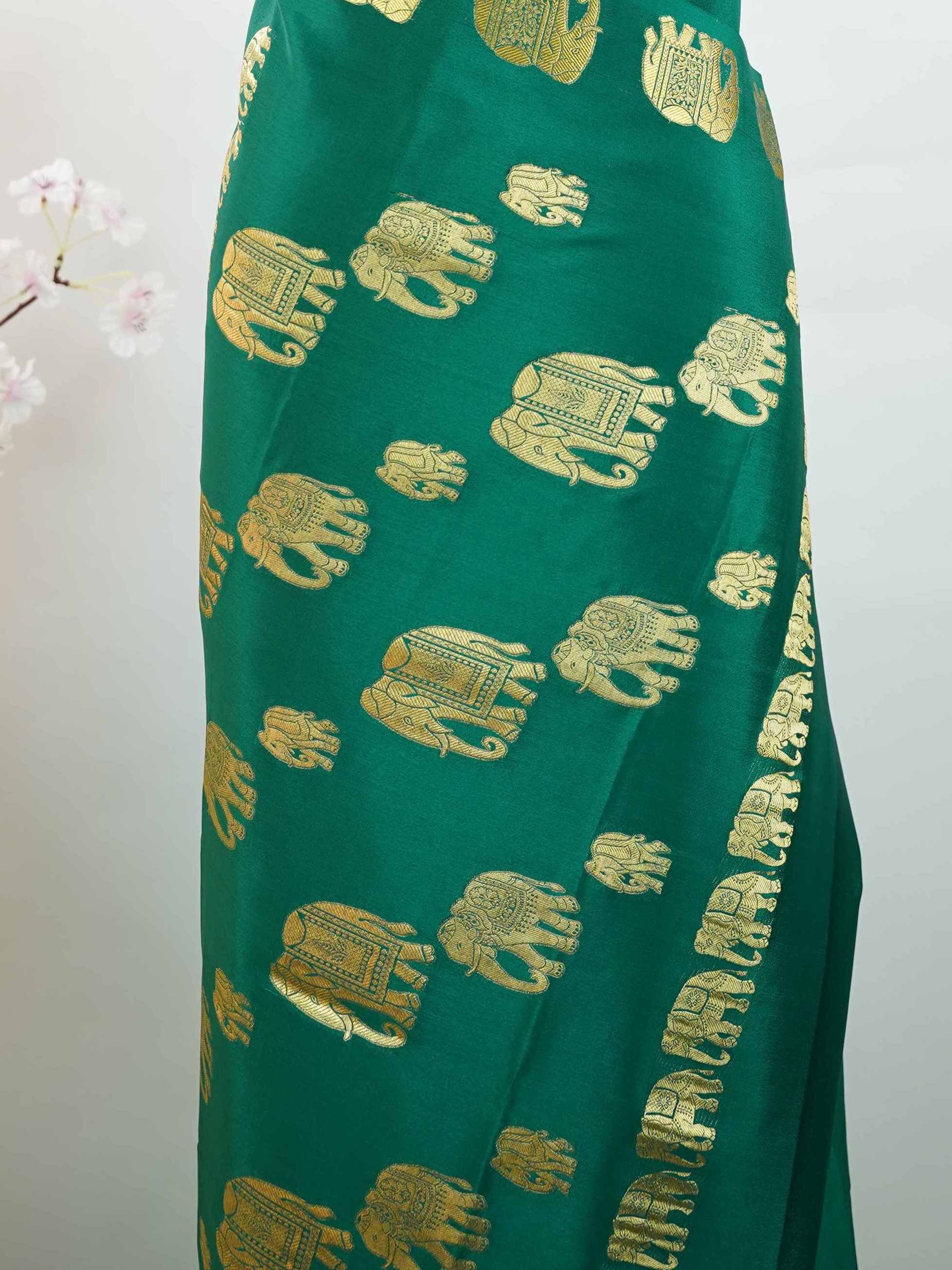 Mysore silk Traditional Mysore silk saree woven with pure handloom artistry. The understated elegance makes it suitable for every celebration. Soft silk texture ensures all-day comfort. A graceful drape with timeless sophistication. Classic beauty that never goes out of style. Surutti - Pure Mysore Silk Saree - Manoranjitham Weaves - Handloom Store