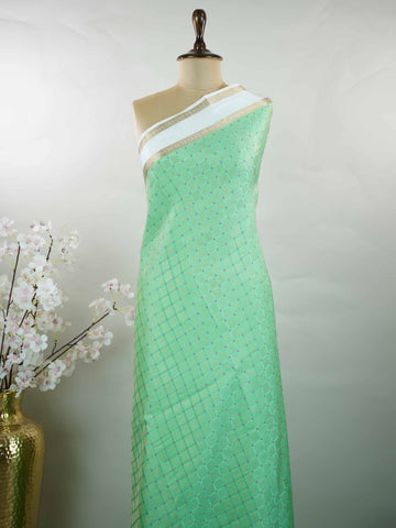 Mysore silk Classic silk saree inspired by traditional Mysore weaving styles. The rich handloom finish adds depth and elegance. Lightweight and easy to carry beautifully. Simple yet luxurious in every way. Perfect for festive and cultural gatherings. Mriduhasini - Pure Mysore Silk Saree - Manoranjitham Weaves - Handloom Store