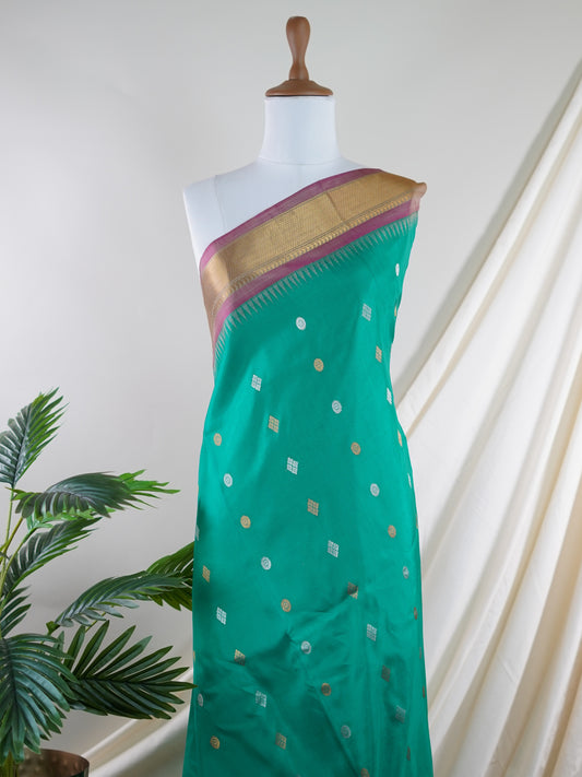 Gadwal Silk Light Teal 100% Pure Silk  - Manoranjitham Weaves - Handloom Store