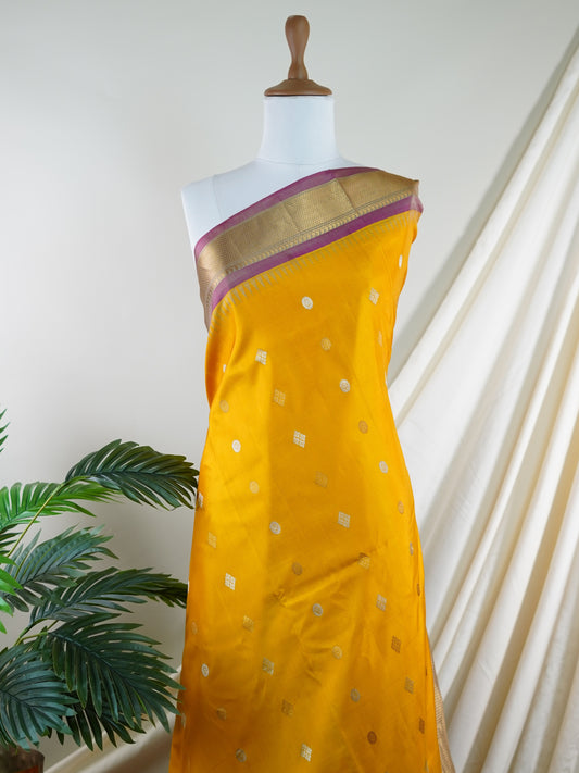 Gadwal Silk Yellow 100% Pure Silk  - Manoranjitham Weaves - Handloom Store