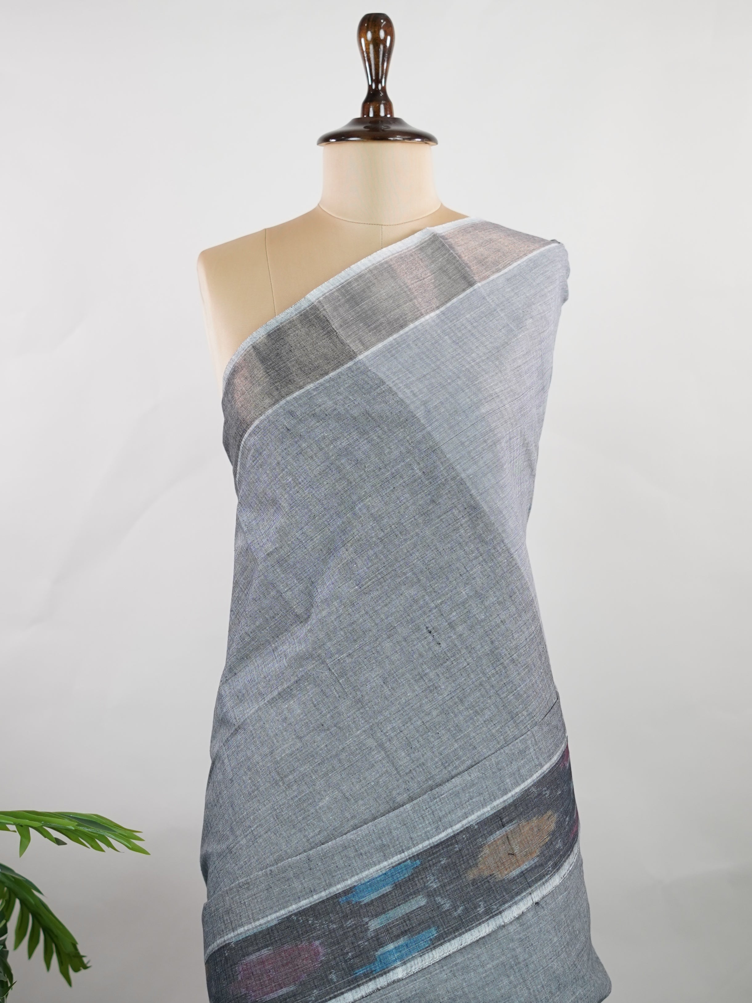 Bengal Cottons Grey South Cotton with Running Zari Border &amp; Grey Blouse Shyamala - Grey Handloom Cotton Saree - Manoranjitham Weaves - Handloom Store