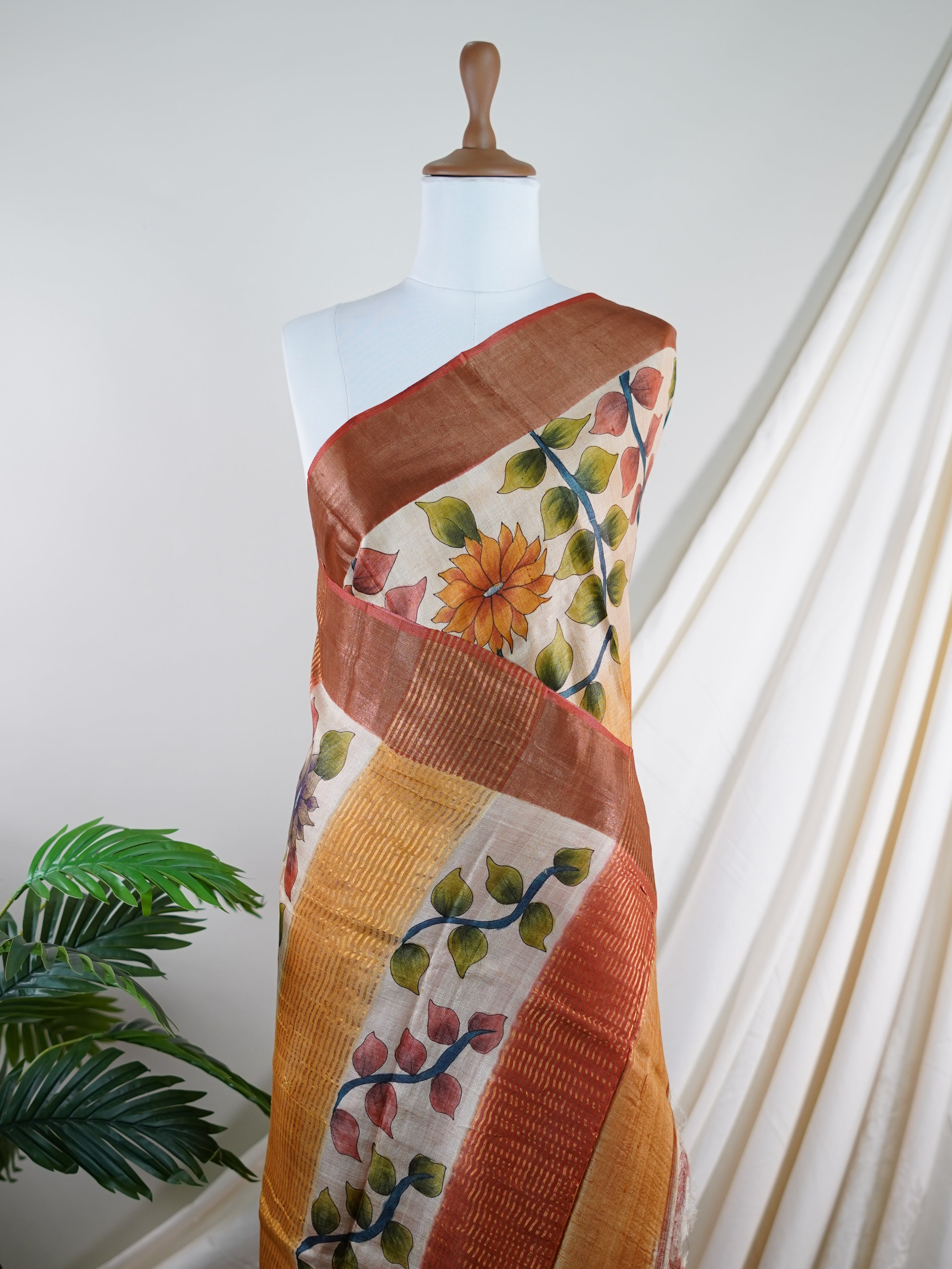 Tussars Beige 100% Pure Tussar - Manoranjitham Weaves - Handloom Store