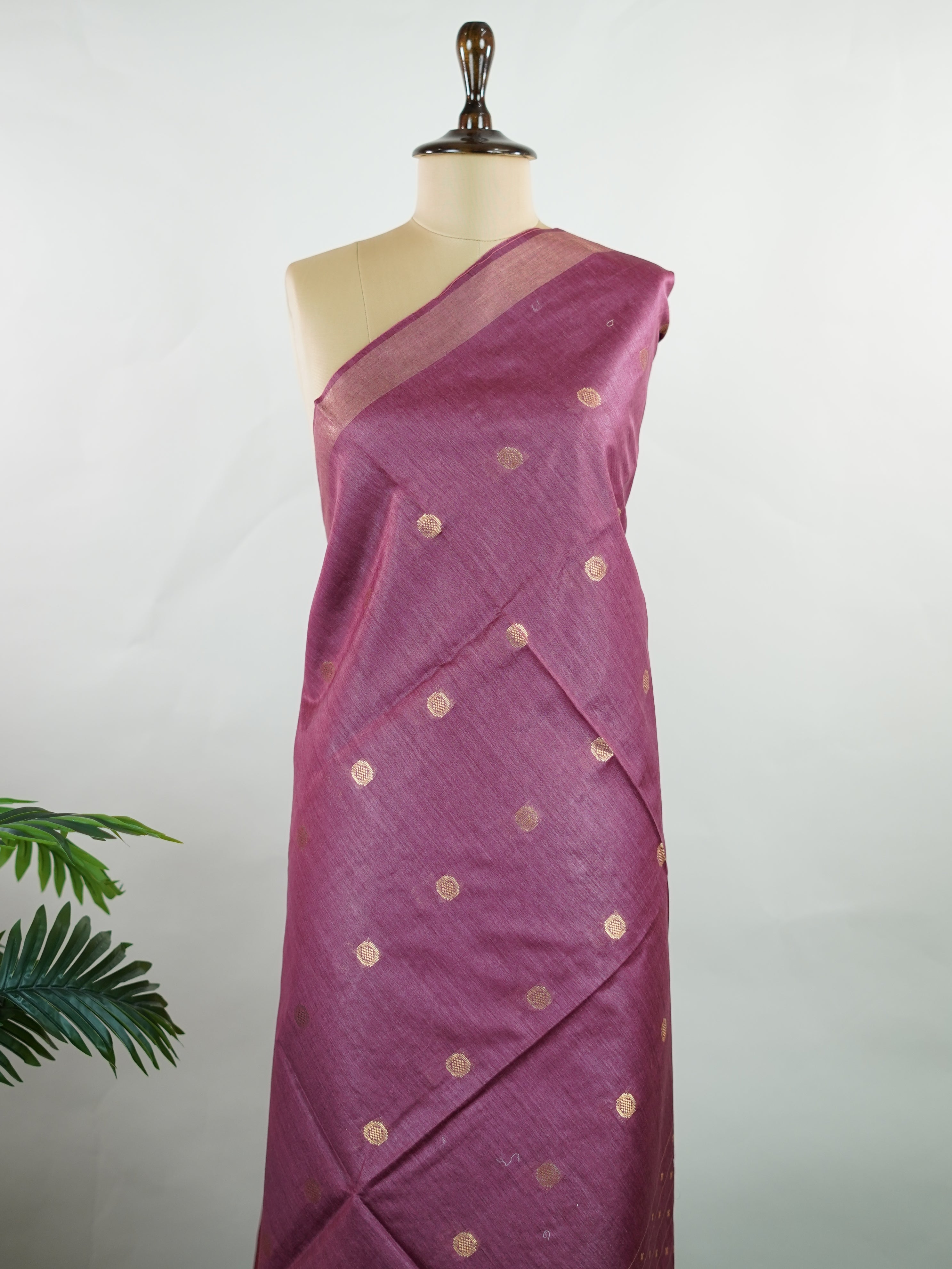 Tussars A masterpiece from Jharkhand, this Semi Silk saree in Wine is a tribute to India's rich handloom legacy. The nan weaving and Handwork motifs make it a perfect choice for brides and celebrations. Every thread speaks of elegance, tradition, and the skilled hands that bring this saree to life. Bhupalia - Manoranjitham Weaves - Handloom Store