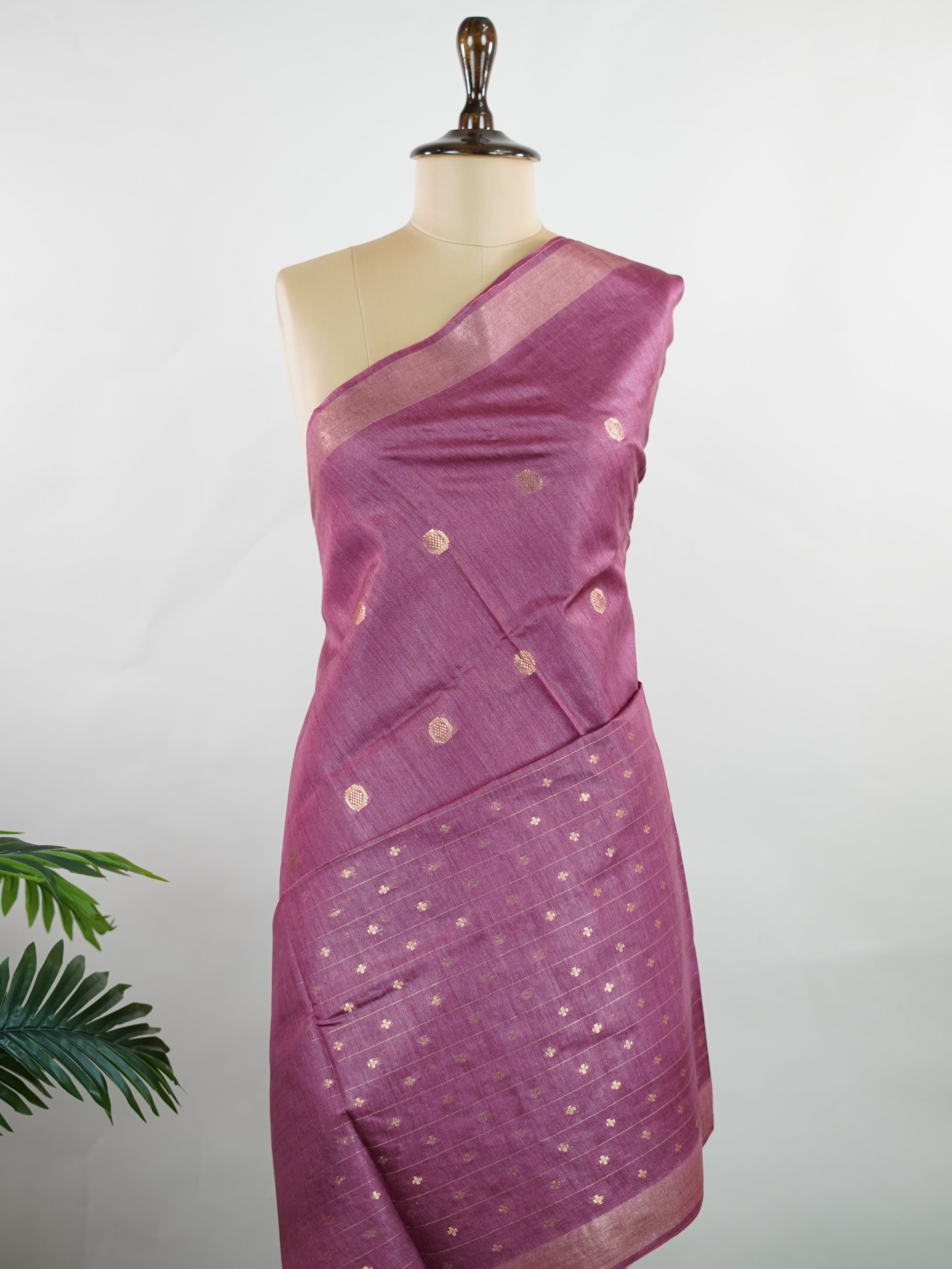 Tussars A masterpiece from Jharkhand, this Semi Silk saree in Wine is a tribute to India's rich handloom legacy. The nan weaving and Handwork motifs make it a perfect choice for brides and celebrations. Every thread speaks of elegance, tradition, and the skilled hands that bring this saree to life. Bhupalia - Manoranjitham Weaves - Handloom Store