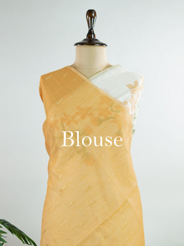 Cottons In soothing grey, this 100% Pure Cotton saree brings quiet beauty to everyday wear.br
Floral motifs bloom gently across the body, adding a soft, natural charm.br
Woven in Varanasi, it offers breathability and comfort all day long.br
A timeless choice for effortless grace.br
#PureCottonSaree #GreyElegance #FloralMotifs #VaranasiWeaves #ManoranjithamSarees Eshwari - Handloom Cotton Saree | Zari Border | Traditional - Manoranjitham Weaves - Handloom Store