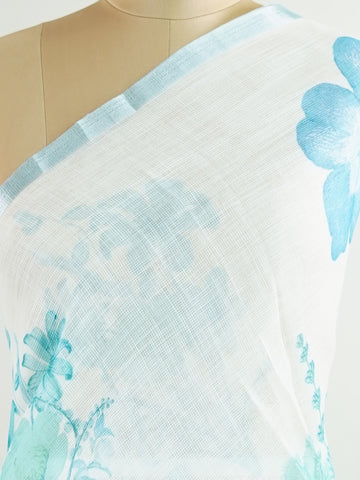 Linen A pristine white base adorned with multicolour floral motifs makes this Silk Kota saree a picture of elegance.br
Fine zari threads glint softly through the weave, adding a touch of celebration.br
Light as air and beautifully translucent, it’s ideal for summer occasions.br
A delicate dance of tradition and colour from Varanasi.br
#SilkKota #FloralElegance #WhiteSareeCharm #FineZariWeave #ManoranjithamSarees Atana - Multicolour Semi Silk Saree - Manoranjitham Weaves - Handloom Store
