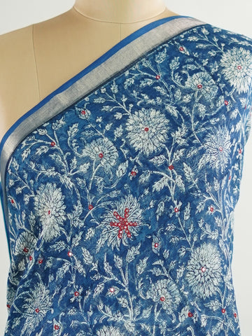 Kota A breezy Cotton Kota Doria saree adorned with delicate handblock prints and glistening mirror work—light as air, rich in tradition.br
Its translucent texture and airy drape make it perfect for summer gatherings and everyday grace.br
Every motif is stamped by hand, reflecting the charm of slow craft and timeless elegance.br
#HandloomCotton #KotaDoria #BlockPrintSaree #MirrorWork #Manoranjitham Jayamanohari - Handloom Pure Silk Saree | Handwoven | Buttas - Manoranjitham Weaves - Handloom Store