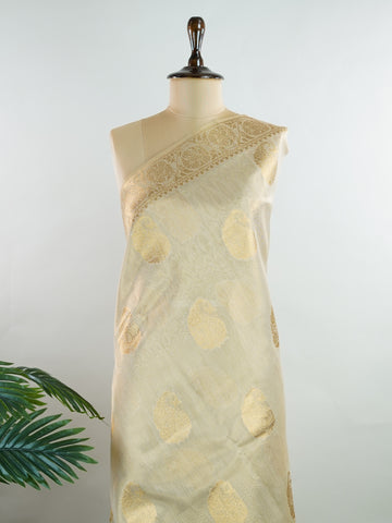 tissue This Kora Semi Tissue saree in rich gold features elegant stripes woven with fine zari. Lightweight and luminous, it captures the essence of festive finesse. Crafted in Varanasi, it drapes with ease and radiance. A timeless choice for celebrations with subtle grandeur. #KoraSemiTissue #GoldStripes #FineZari #VaranasiWeaves #ManoranjithamSarees Srividya - Manoranjitham Weaves - Handloom Store