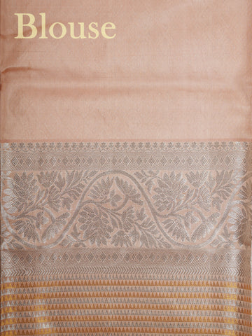 Venkatagiri Silk Woven in the heart of Andhra Pradesh, this Venkatagiri handloom saree is a symbol of regal elegance and heritage. Known for its soft texture and intricate craftsmanship, it drapes gracefully for weddings, pujas, and festive moments. Each thread carries tradition, making it a cherished piece of South Indian artistry. Lightweight yet luxurious — a true sree in every sense. Brindavanasaranga - Manoranjitham Weaves - Handloom Store
