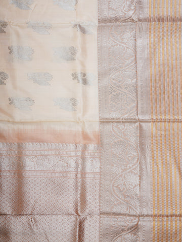 Venkatagiri Silk Woven in the heart of Andhra Pradesh, this Venkatagiri handloom saree is a symbol of regal elegance and heritage. Known for its soft texture and intricate craftsmanship, it drapes gracefully for weddings, pujas, and festive moments. Each thread carries tradition, making it a cherished piece of South Indian artistry. Lightweight yet luxurious — a true sree in every sense. Brindavanasaranga - Manoranjitham Weaves - Handloom Store