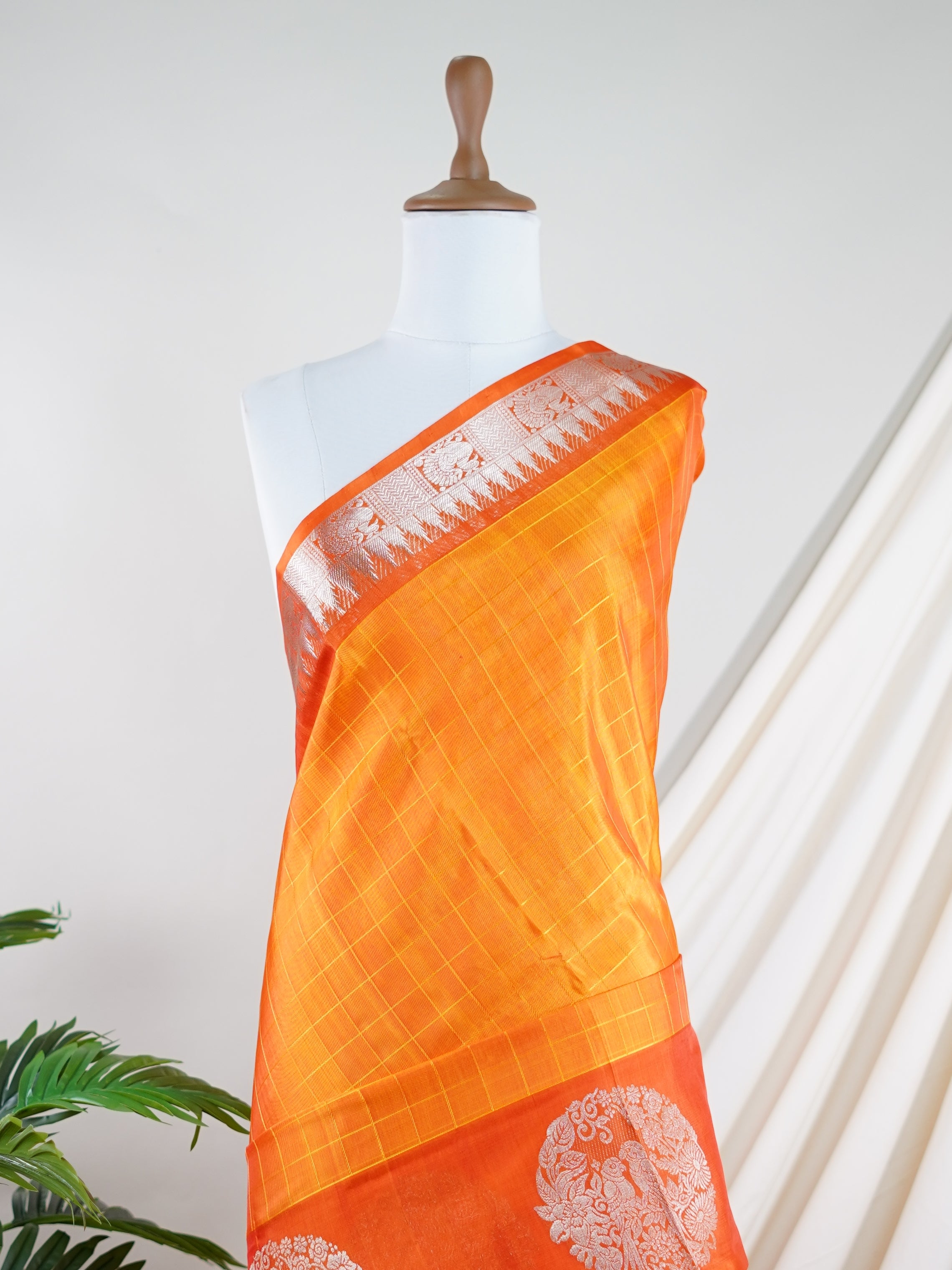 Venkatagiri Silk Mustad Yellow 100% Pure Silk  - Manoranjitham Weaves - Handloom Store