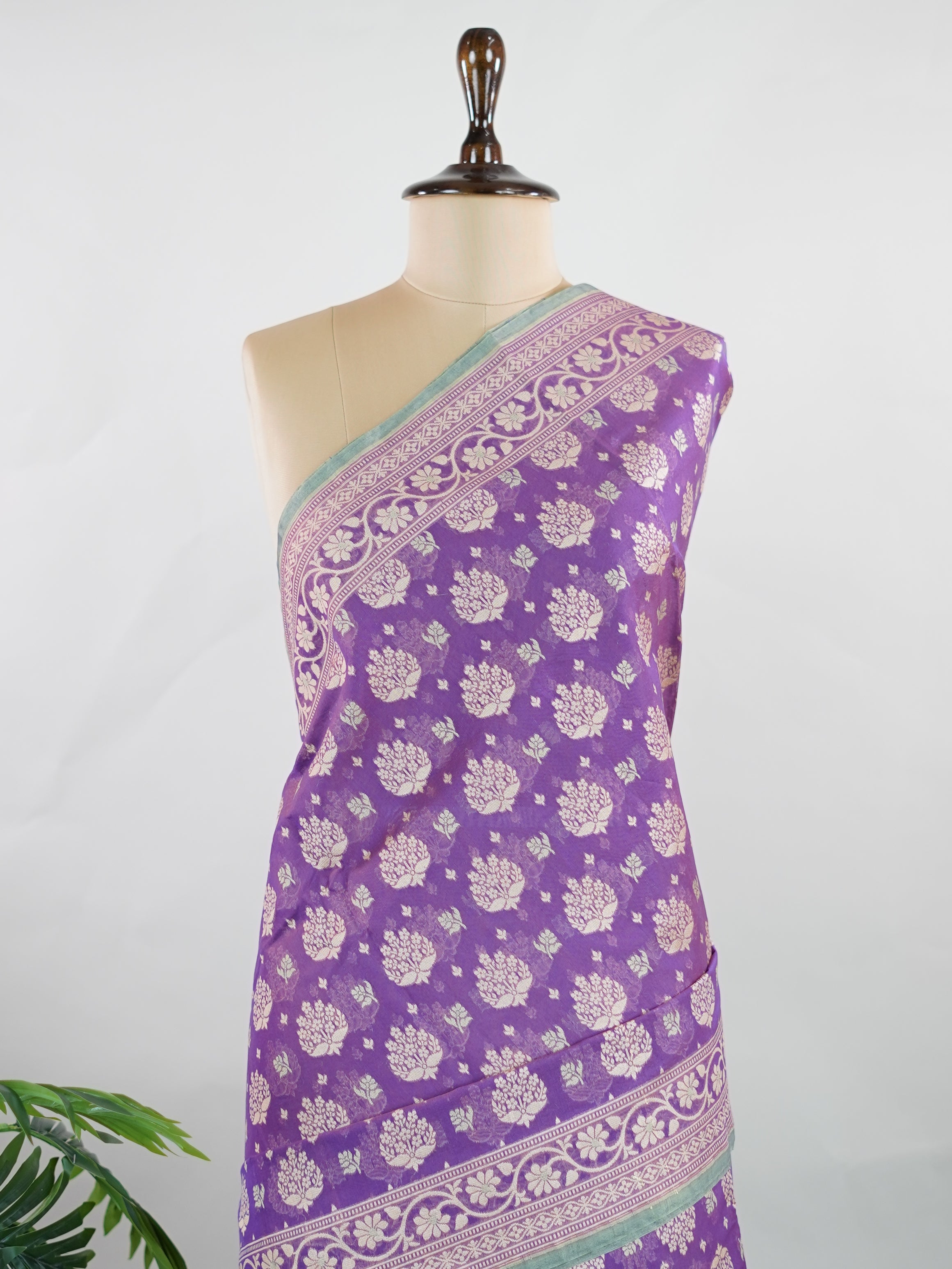 Cotton A graceful Cotton Silk saree that beautifully blends comfort with elegance. Woven with a smooth, soft texture, it drapes effortlessly and keeps you at ease through long hours of wear. The fabric's natural breathability makes it a go-to for both daily wear and light festive occasions. Simple yet refined, this saree is a testament to the enduring appeal of handcrafted Indian cotton weaves. Chaitanya Sri - Handloom Cotton Saree | Zari Border | Traditional - Manoranjitham Weaves - Handloom Store