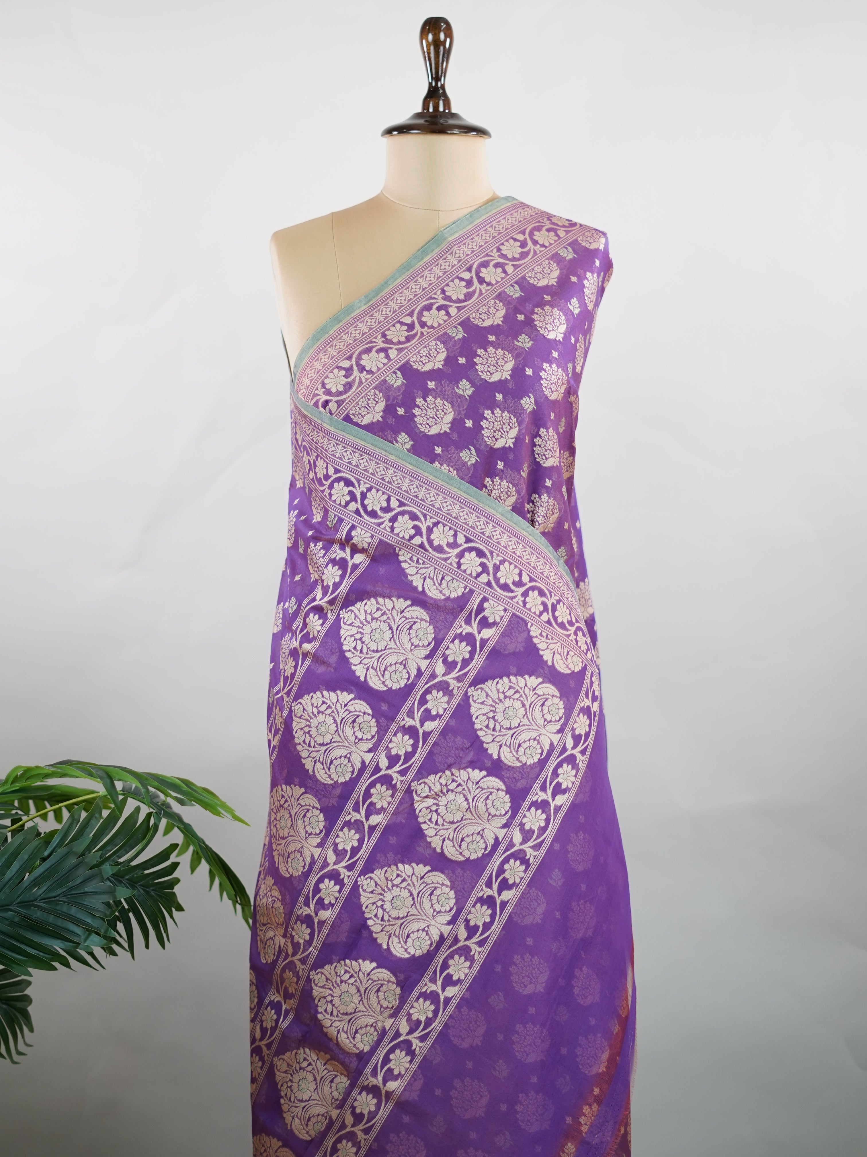 Cotton A graceful Cotton Silk saree that beautifully blends comfort with elegance. Woven with a smooth, soft texture, it drapes effortlessly and keeps you at ease through long hours of wear. The fabric's natural breathability makes it a go-to for both daily wear and light festive occasions. Simple yet refined, this saree is a testament to the enduring appeal of handcrafted Indian cotton weaves. Chaitanya Sri - Handloom Cotton Saree | Zari Border | Traditional - Manoranjitham Weaves - Handloom Store