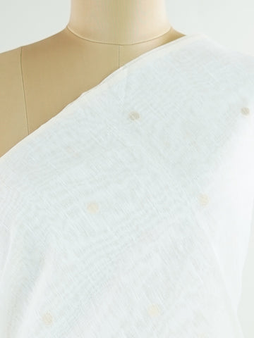 Cotton This Linen Cotton saree in cream glows softly with golden floral zari weaves.br
Borderless and fluid, it brings a refined simplicity to festive dressing.br
Woven in Varanasi, the fine zari adds just the right touch of shimmer.br
A graceful blend of comfort, elegance, and tradition.br
#LinenCottonSaree #ZariWeaves #BorderlessBeauty #VaranasiHandloom #ManoranjithamSarees Latha - Cream Handloom Cotton Saree - Manoranjitham Weaves - Handloom Store