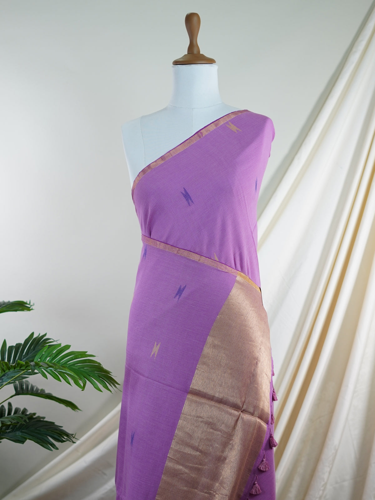 Cotton Green 100% Pure Cotton - Manoranjitham Weaves - Handloom Store