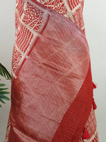 Cotton A bold red saree adorned with glinting gold block prints – vibrant yet graceful.br
Crafted in the looms of Varanasi, this cotton drape balances heritage and ease.br
Ideal for temple visits, festive mornings, or cultural celebrations.br
#RedCottonSaree #VaranasiCraft #BlockPrintHeritage Satyavathi - Red Handloom Cotton Saree | Zari Border | Traditional - Manoranjitham Weaves - Handloom Store