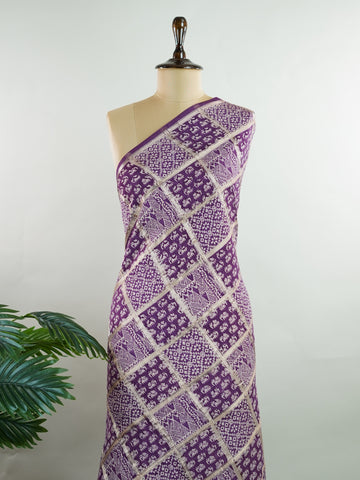 Cotton A deep purple canvas brought to life with traditional gold block prints.
Lightweight cotton from Varanasi, perfect for all-day grace and comfort.
A blend of heritage design and subtle radiance for festive or casual charm.
Handloom beauty in every thread. #CottonElegance #HandloomVaranasi #BlockPrintLove Vasundhara - Manoranjitham Weaves - Handloom Store