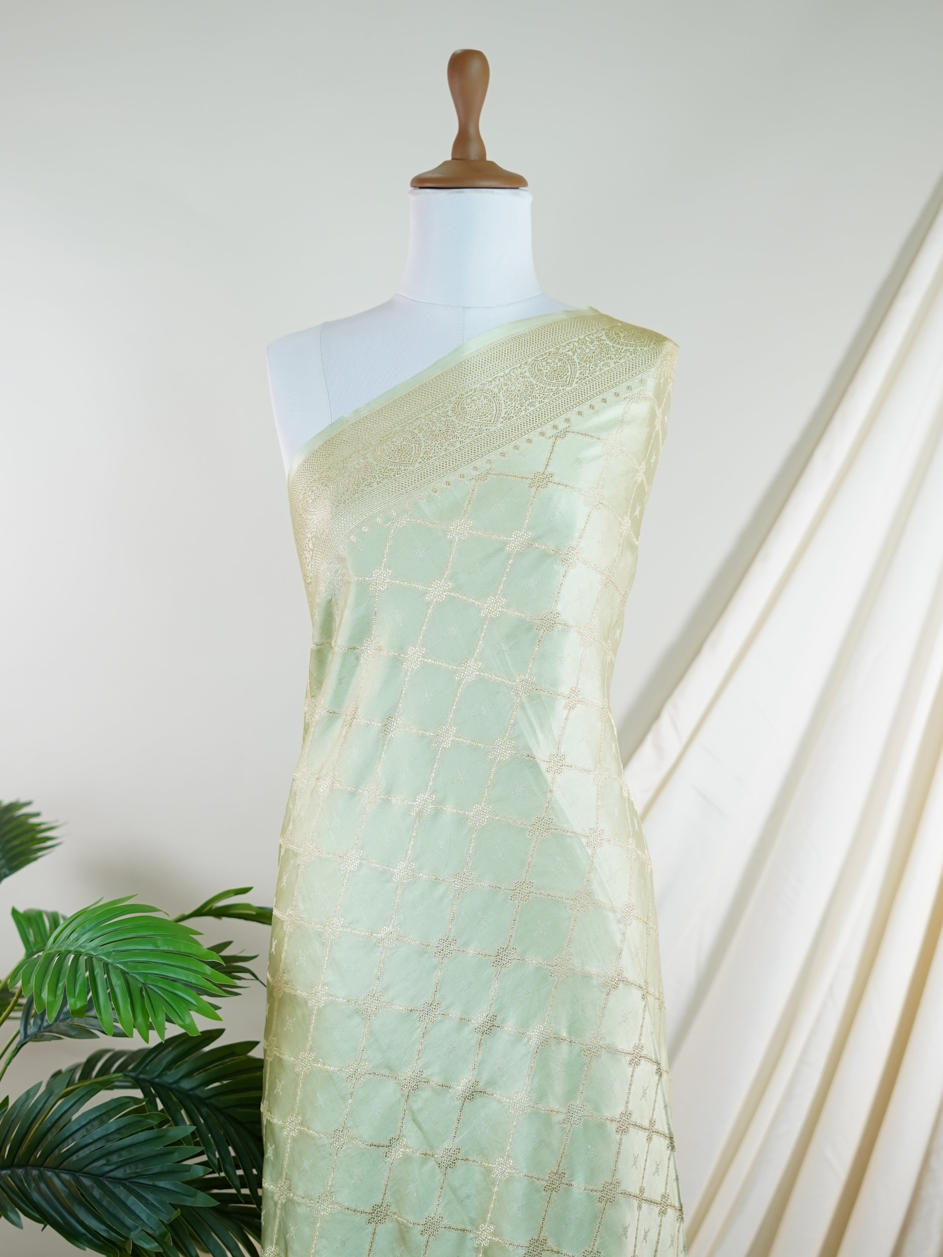 Katan Light Sea Green 100% Pure Katan Silk - Manoranjitham Weaves - Handloom Store