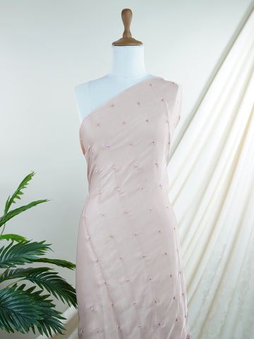 Katan Woven in Varanasi, this ethereal grey glass tissue saree shimmers with a multi-hued embroidered flourish. Light as air yet rich in detail, it blends sheer elegance with vibrant artistry. A perfect pick for soirées that call for subtle glamour and intricate craftsmanship. #GlassTissueSaree #EmbroideredElegance #VaranasiWeaves #GreyAndGraceful #SheerHeritage






 Shruthi - Manoranjitham Weaves - Handloom Store