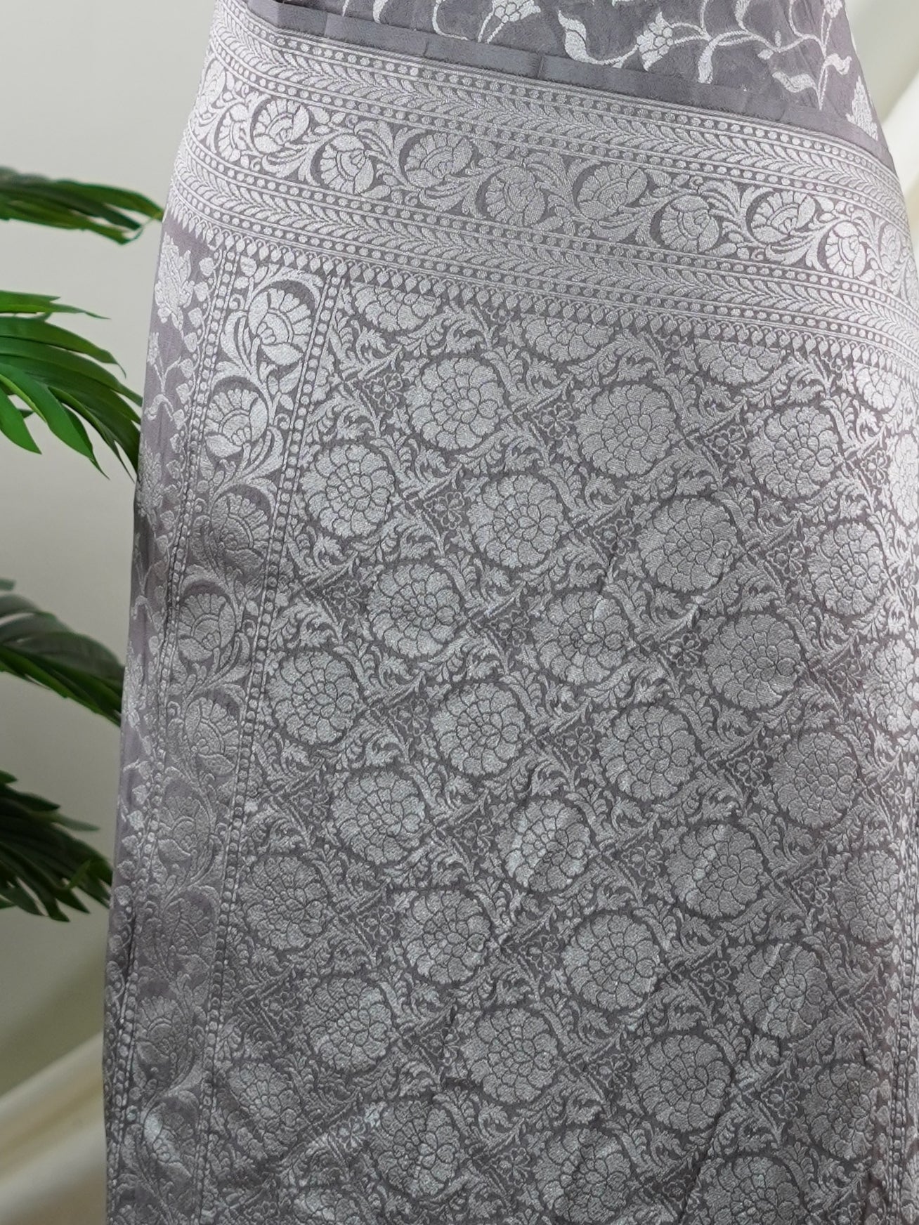 Katan Grey Georgette - Manoranjitham Weaves - Handloom Store