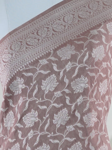 Katan Woven in the heart of Varanasi, this georgette saree features an intricate all-over jaal that glistens across its fluid, lightweight fabric. Elegant and ethereal, it brings together tradition and ease—ideal for evening celebrations and graceful occasions.br
#GeorgetteSaree #JaalWork #VaranasiWeaves #EtherealElegance #HandloomGrace #Manoranjitham #ManoranjithamStyle Padmini - Georgette Saree | Full Jaal Zari - Manoranjitham Weaves - Handloom Store