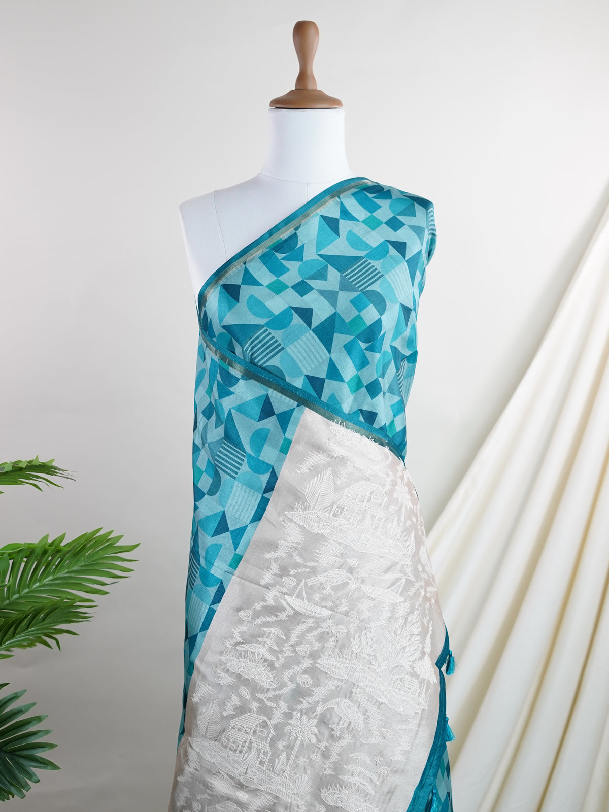 Katan Cream Semi Silk - Manoranjitham Weaves - Handloom Store