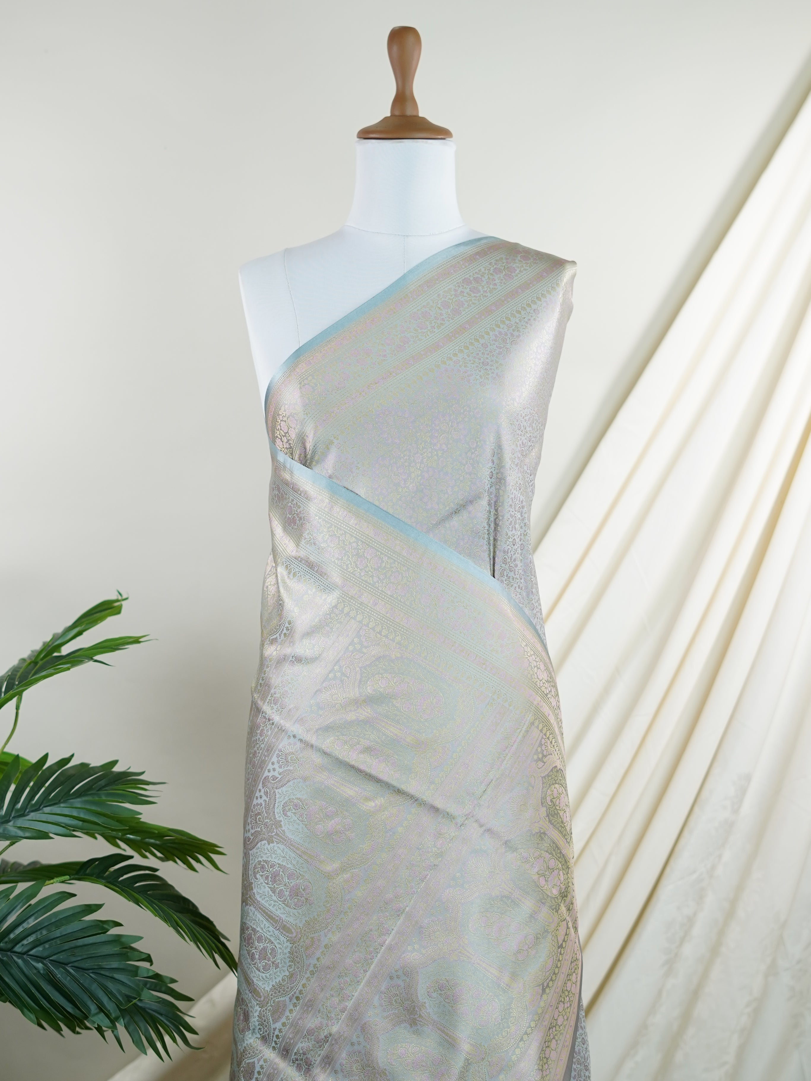 Katan Grey Semi Mushru - Manoranjitham Weaves - Handloom Store