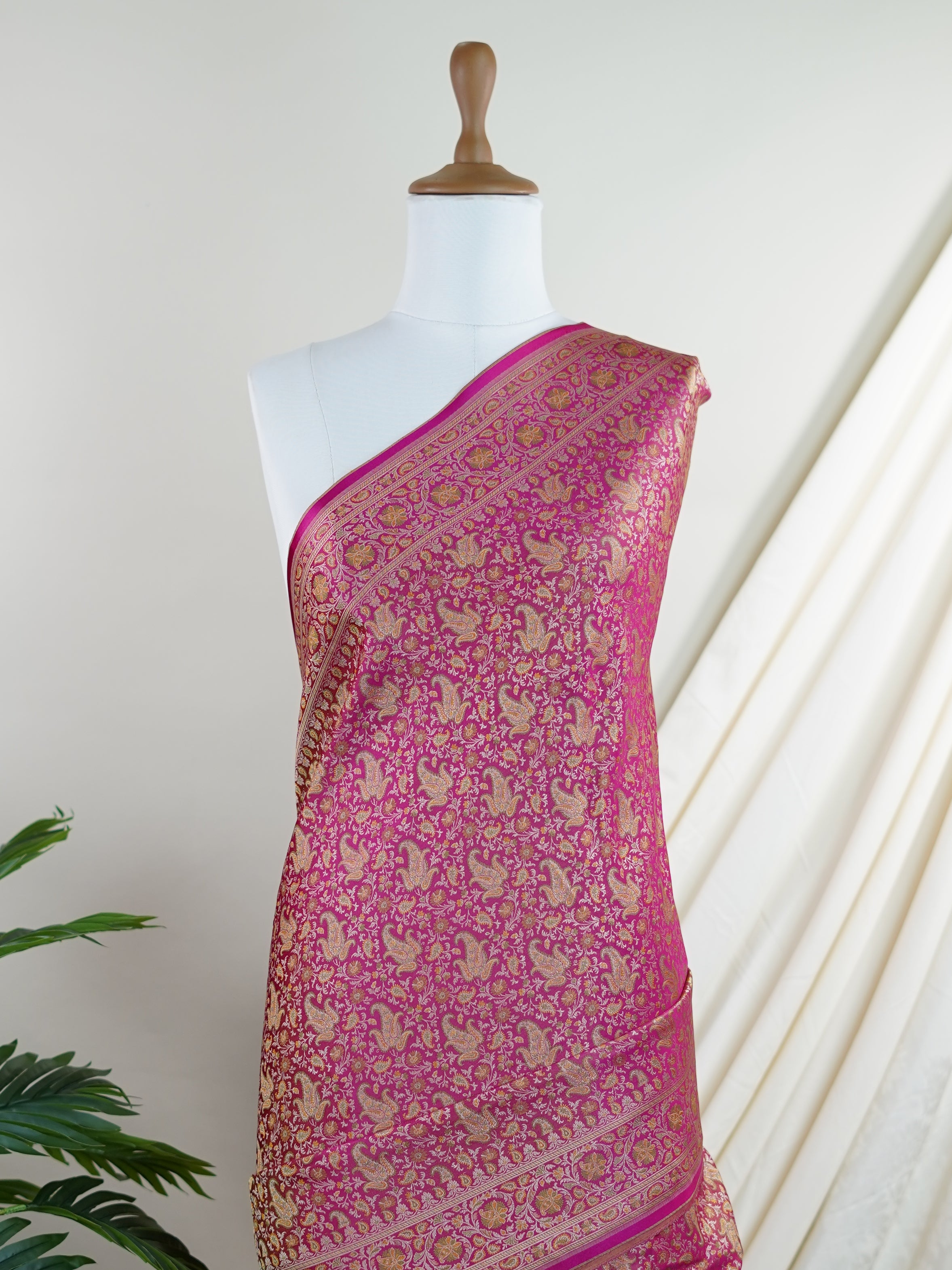 Katan Pink Semi Mushru - Manoranjitham Weaves - Handloom Store