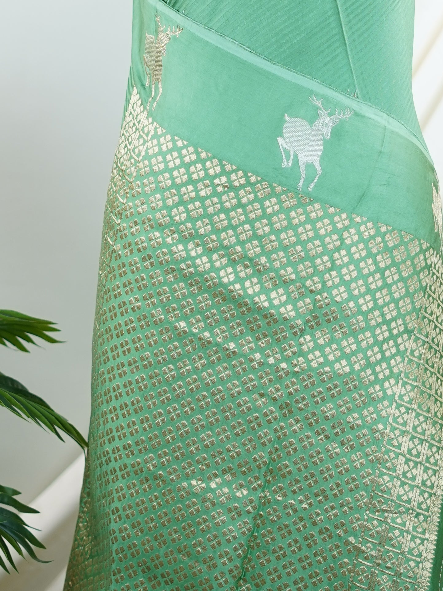 Mushru Green Semi Mushru - Manoranjitham Weaves - Handloom Store