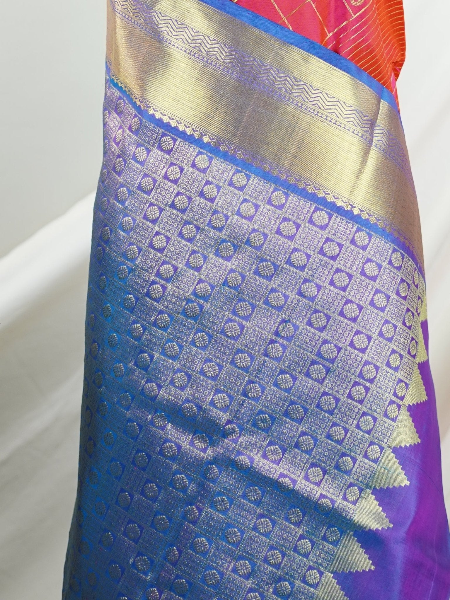 Venkatagiri Silk  100% Pure Silk  - Manoranjitham Weaves - Handloom Store