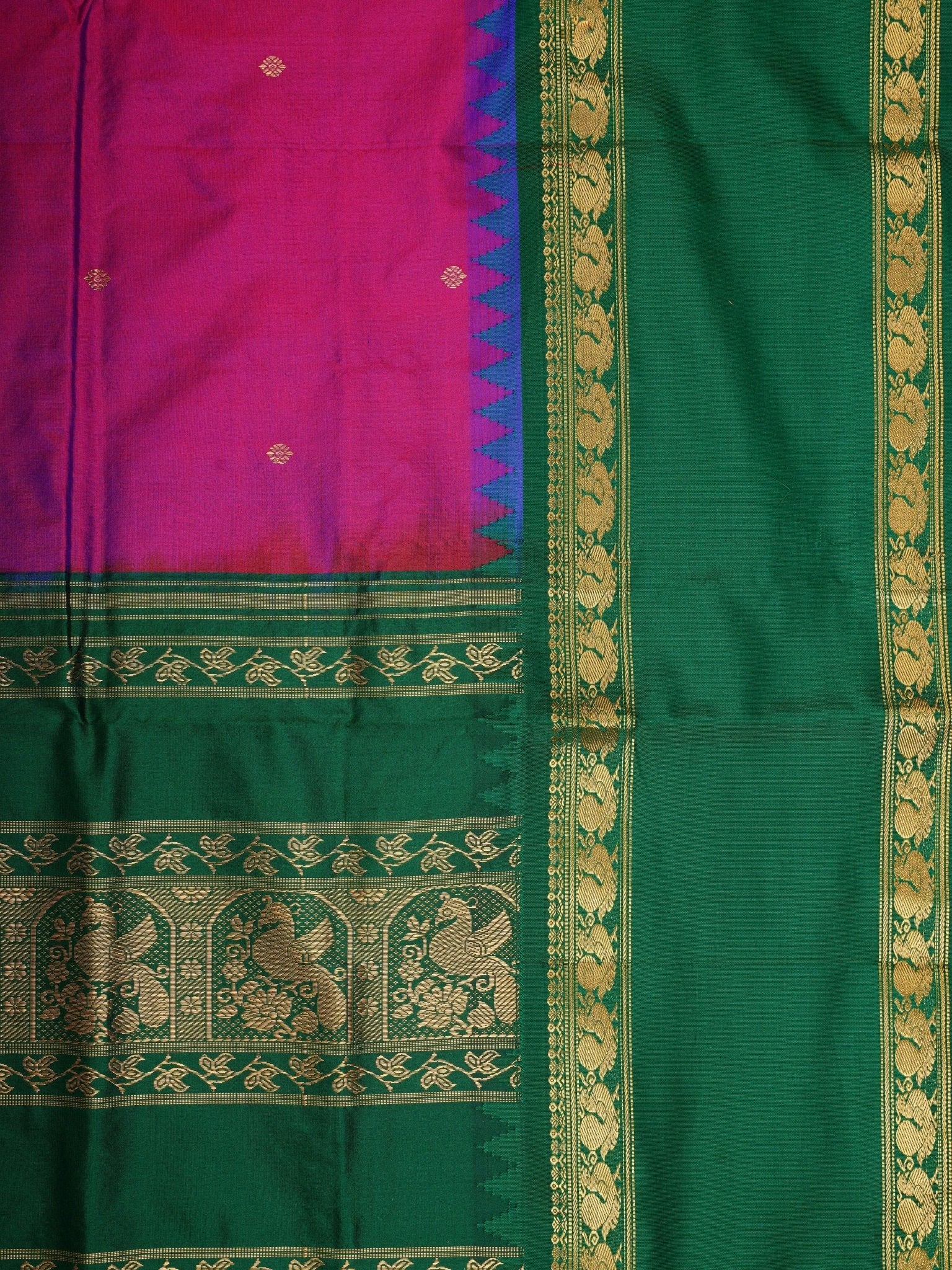 Narayanpet Megenta 100% Pure Silk  - Manoranjitham Weaves - Handloom Store