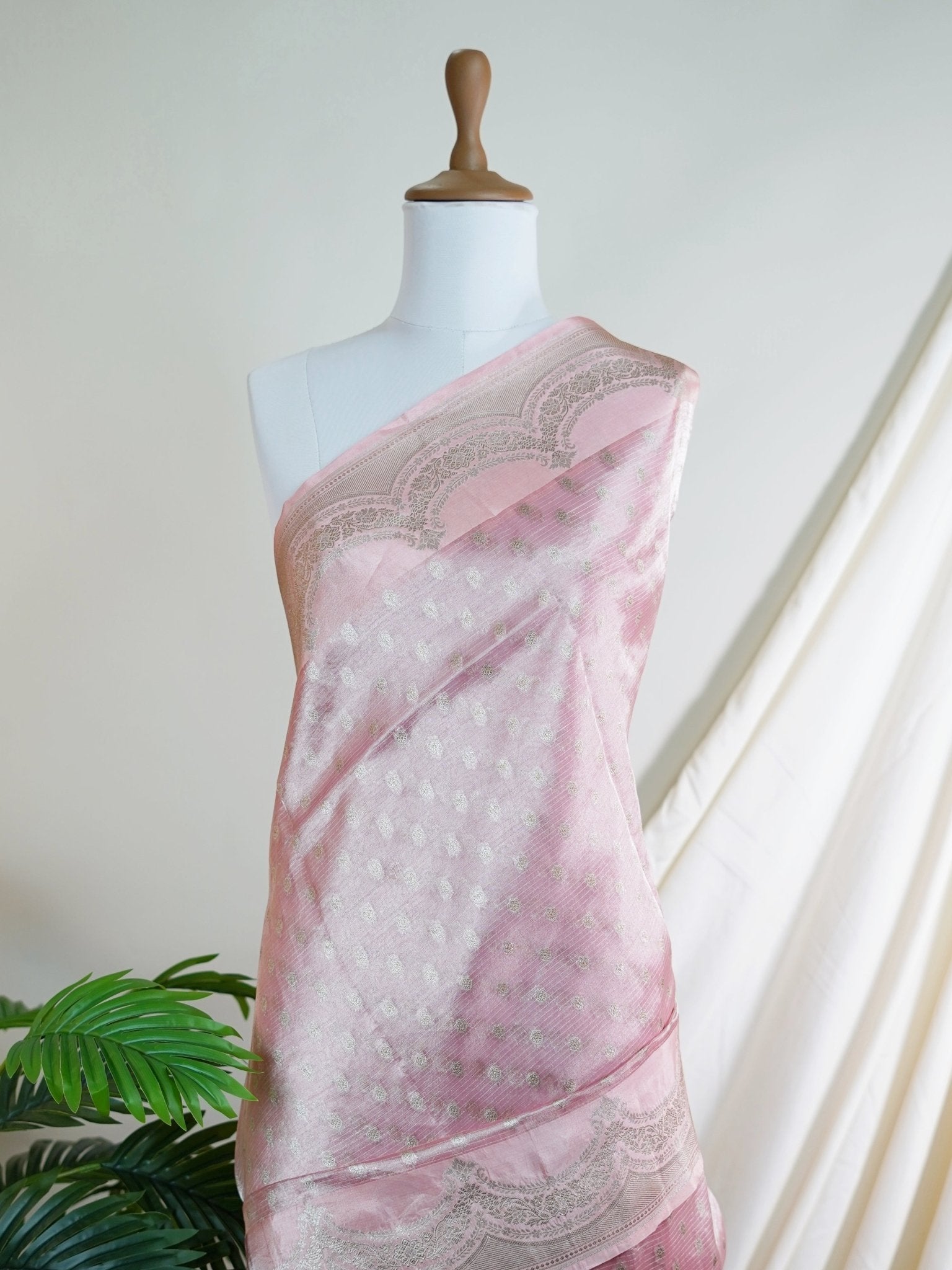 Tissue Pink 100% Pure Tissue - Manoranjitham Weaves - Handloom Store