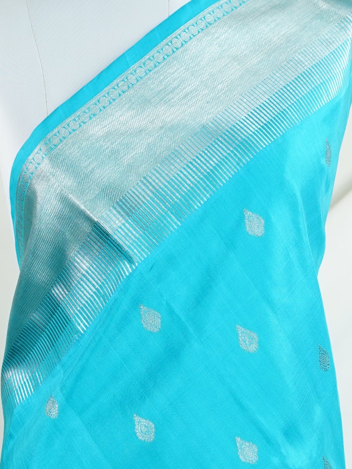 Venkatagiri Silk  100% Pure Silk  - Manoranjitham Weaves - Handloom Store