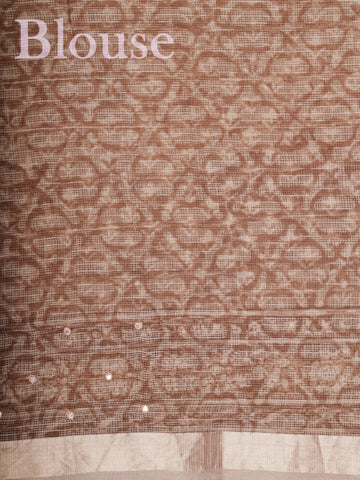 Kota A breezy Cotton Kota Doria saree adorned with delicate handblock prints and glistening mirror work—light as air, rich in tradition.br
Its translucent texture and airy drape make it perfect for summer gatherings and everyday grace.br
Every motif is stamped by hand, reflecting the charm of slow craft and timeless elegance.br
#HandloomCotton #KotaDoria #BlockPrintSaree #MirrorWork #Manoranjitham Hamsadhwani - Handloom Pure Silk Saree | Handwoven | Buttas - Manoranjitham Weaves - Handloom Store