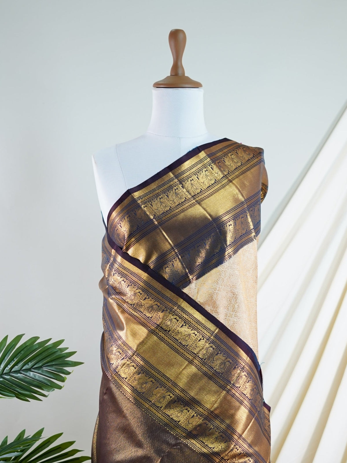 Kanchipuram Silk Light Brown 100% Pure Silk  - Manoranjitham Weaves - Handloom Store