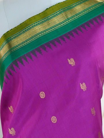 Gadwal Silk Gadwal handlooms are where simplicity meets regal artistry. Their contrast borders and rich pallus embody cultural pride. Anantashree - Manoranjitham Weaves - Handloom Store