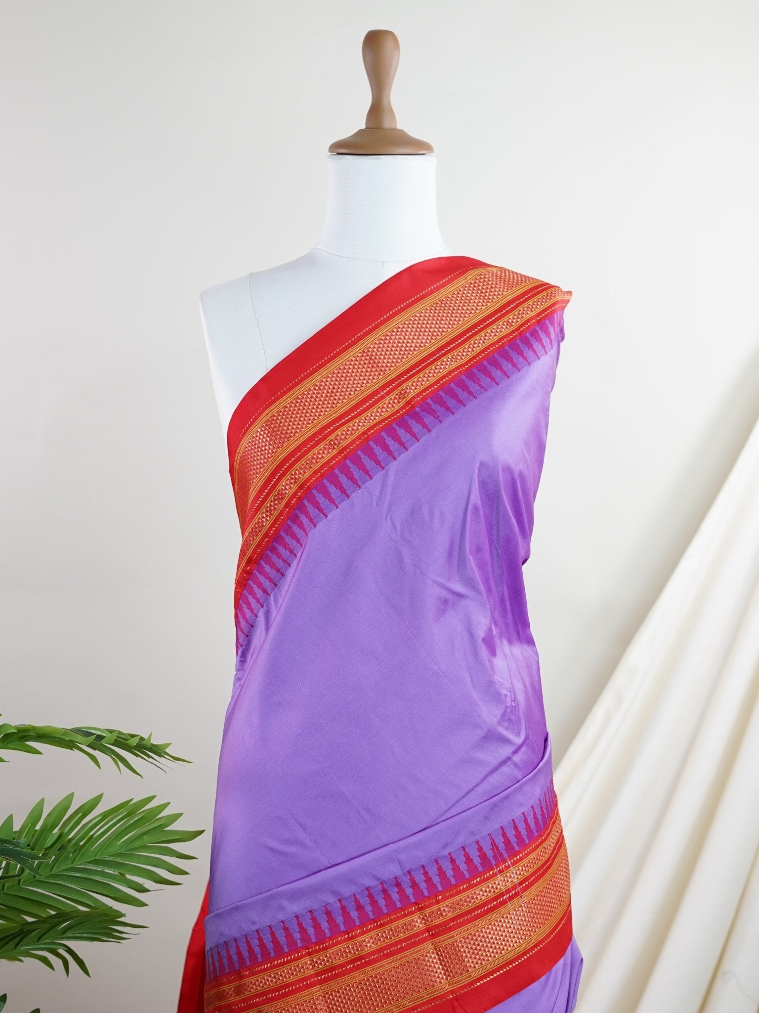 Semi Silk  Semi Silk - Manoranjitham Weaves - Handloom Store