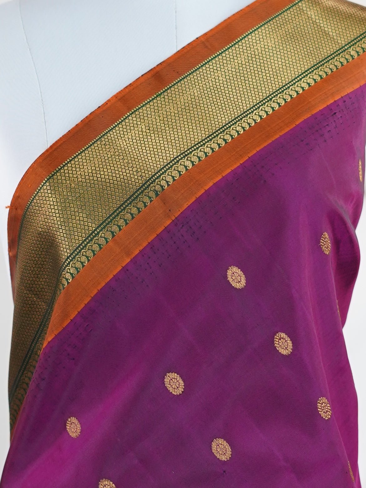 Gadwal Silk  100% Pure Silk  - Manoranjitham Weaves - Handloom Store