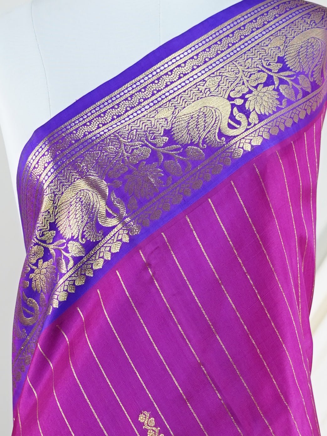 Venkatagiri Silk Purple 100% Pure Silk  - Manoranjitham Weaves - Handloom Store