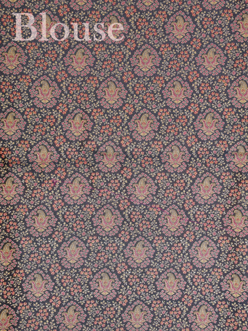 Katan Woven in Varanasi, this semi Mushru saree features the distinctive texture of iktara weave, blending subtle sheen with artisanal charm. Lightweight yet rich in detail, it offers effortless elegance for both traditional events and contemporary celebrations.
#SemiMushru #IktaraWeave #VaranasiSaree #TexturedElegance #HandloomTradition #Manoranjitham #ManoranjithamStyle Mangalagowri - Manoranjitham Weaves - Handloom Store