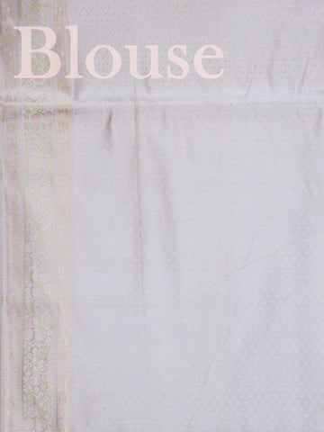 Katan Woven in Varanasi, this semi Mushru saree features the distinctive texture of iktara weave, blending subtle sheen with artisanal charm. Lightweight yet rich in detail, it offers effortless elegance for both traditional events and contemporary celebrations.
#SemiMushru #IktaraWeave #VaranasiSaree #TexturedElegance #HandloomTradition #Manoranjitham #ManoranjithamStyle Madhavi - Manoranjitham Weaves - Handloom Store