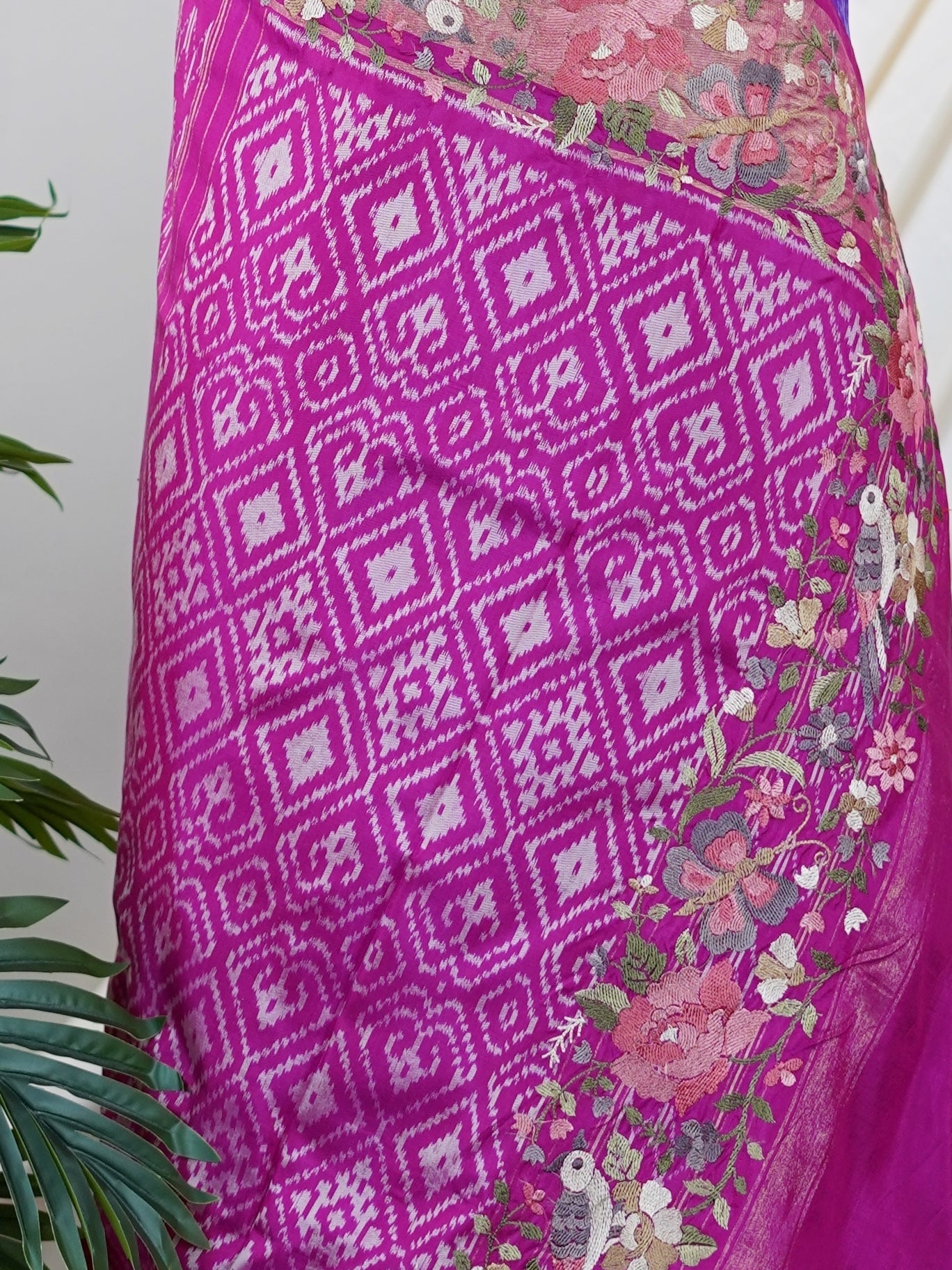 Pochampally Lavender 100% Pure Silk  - Manoranjitham Weaves - Handloom Store